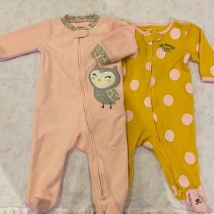 2 6month baby zip up one piece body suit